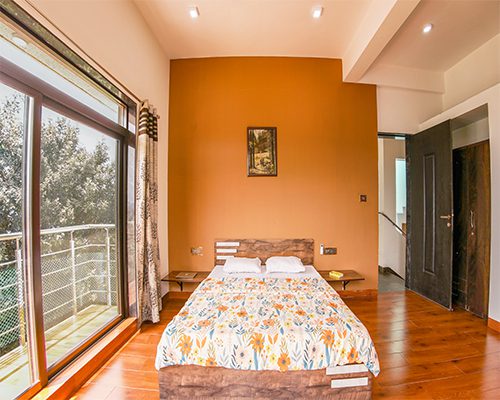 Palmview villa bedroom