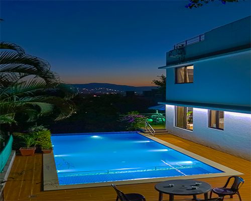 palmview villa swimming pool